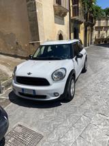 MINI Mini One D Countryman 1.6 - weiße MINI One D Countryman