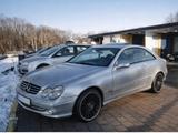 Mercedes-Benz CLK 270 CDI AVANTGARDE Avantgarde - Mercedes CLK 270 mit Schiebedach