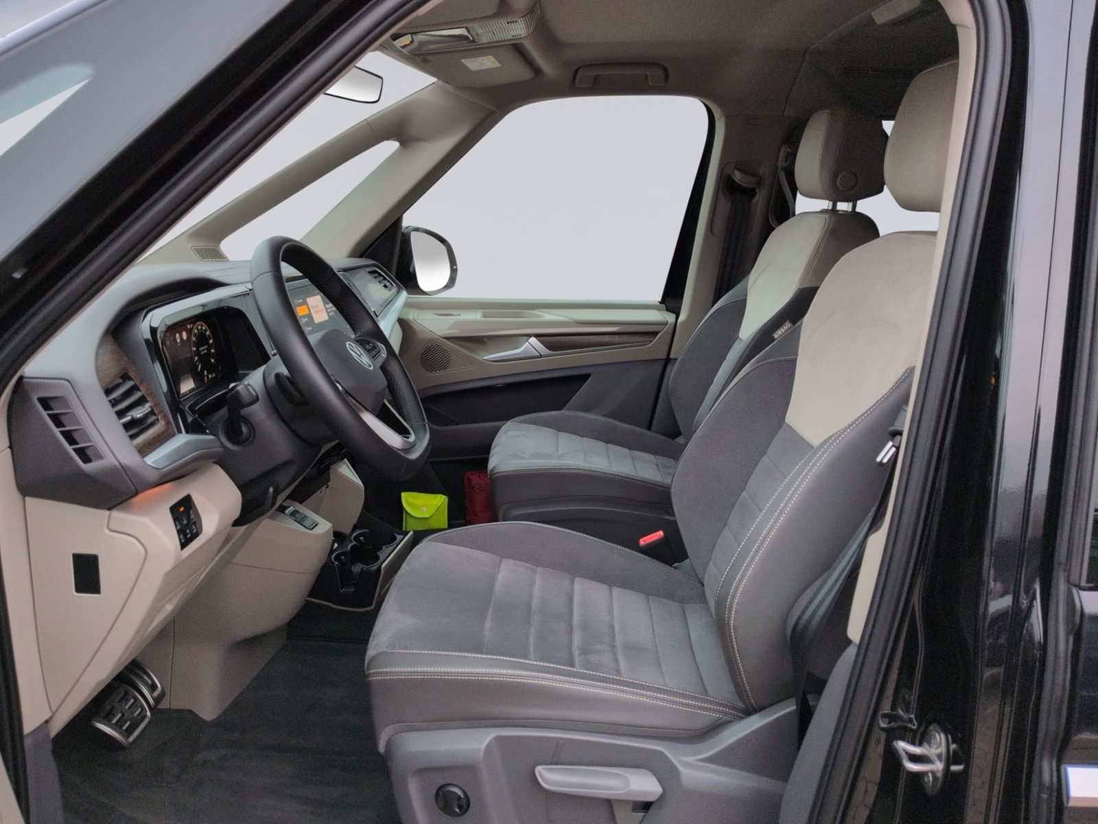 T7 Multivan 2.0 TDI DSG Style AHK+STHZ+TISCH+