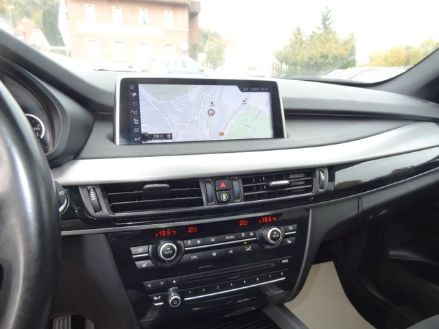 Fahrzeugabbildung BMW X5 xDrive40d/M-Sportpaket/Pano/AHK/LED/98.500 Km
