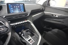 Fahrzeugabbildung Peugeot 5008 1.2T ACTIVE PACK 7-SITZ NAVI/LED/KAMERA/DAB
