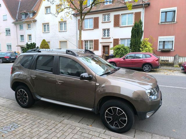 Dacia Duster Black Shadow 4x2 TCE 125