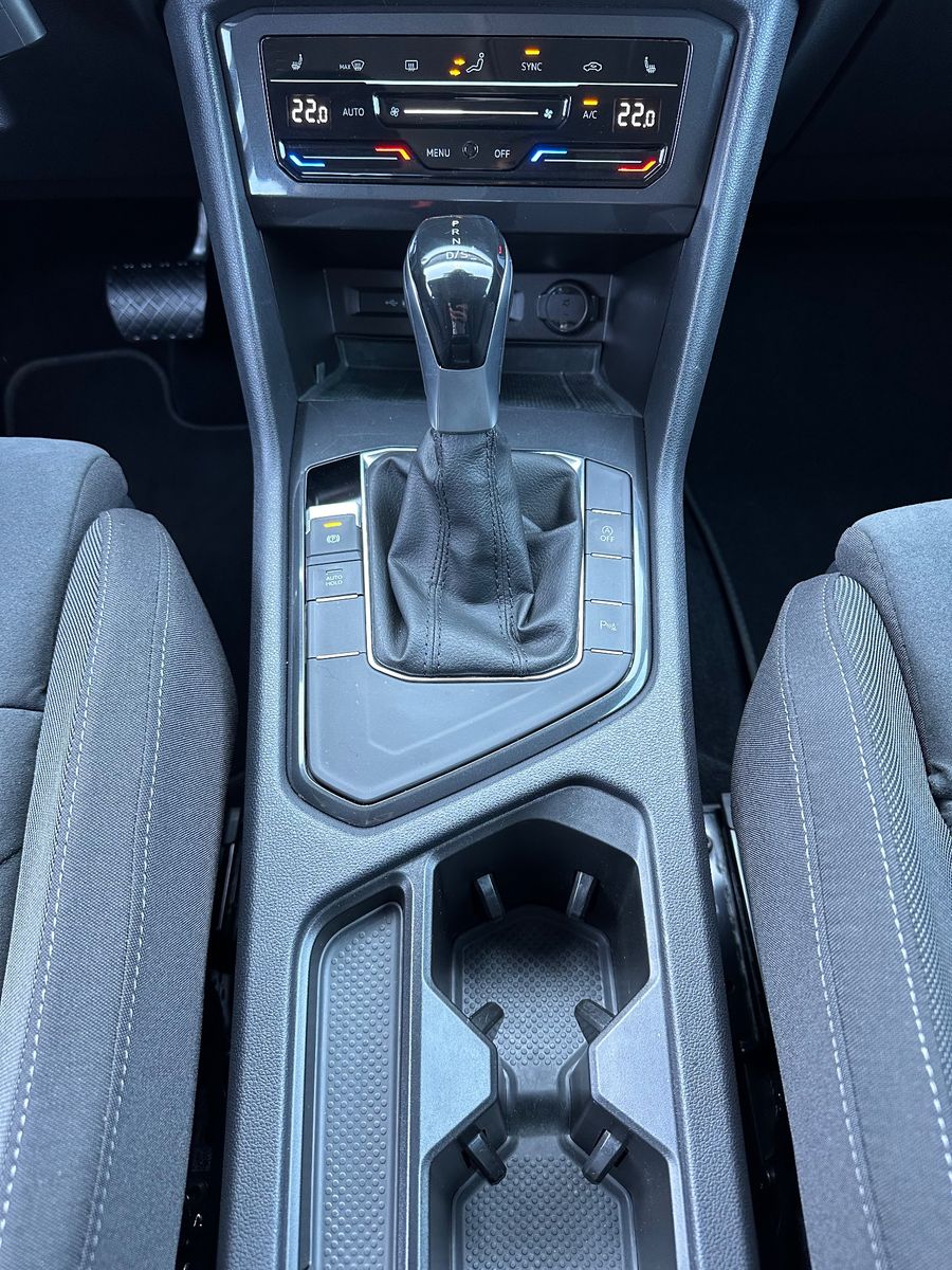 Fahrzeugabbildung Volkswagen Tiguan Allspace 2.0 TDI DSG Life NAV+LED+HUD+SHZ