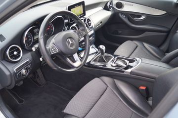 Mercedes-Benz C 180 Exclusive NAVI-AHK-TEILLEDER-SHZG-TEMPOMAT