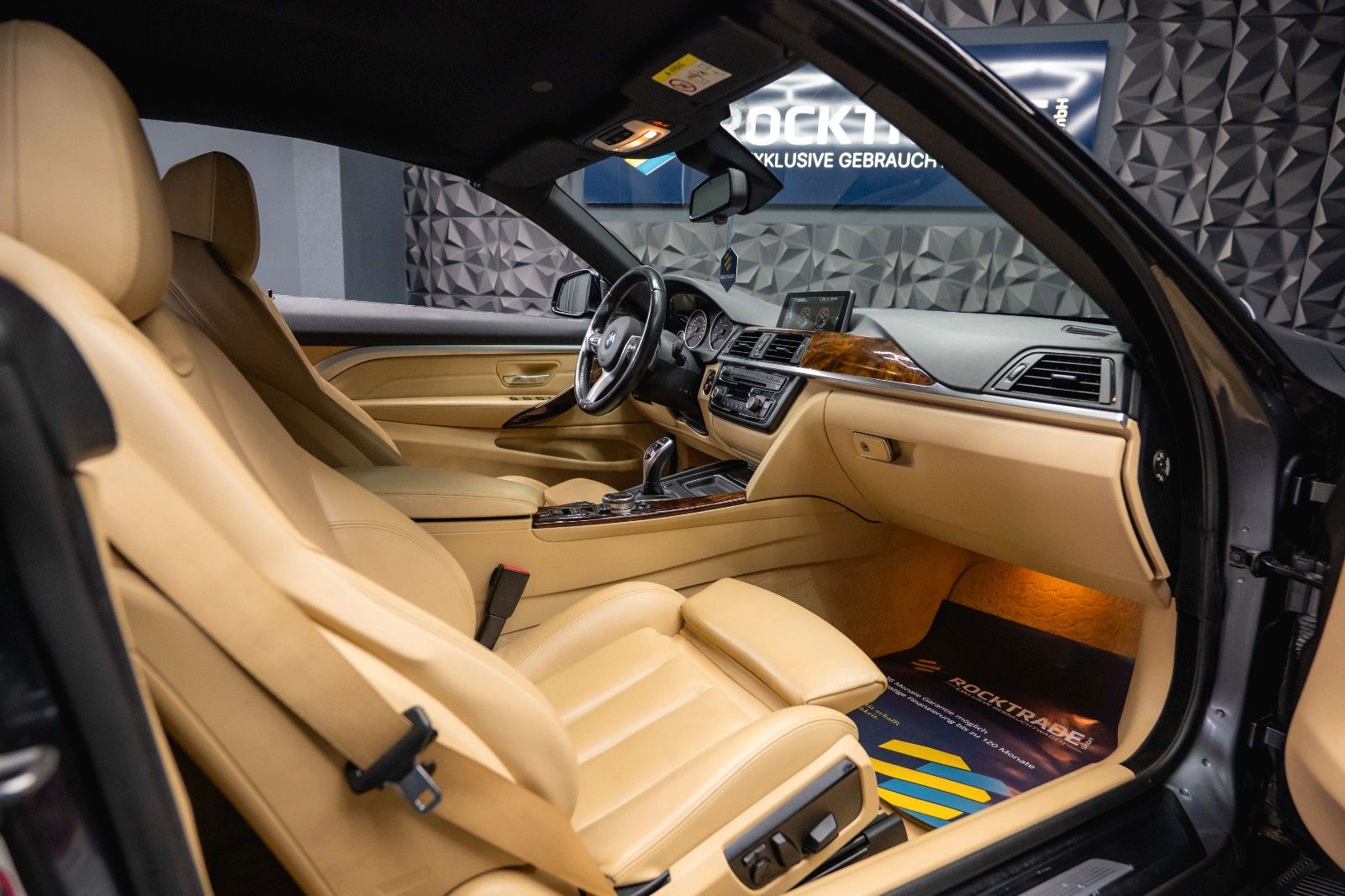 Fahrzeugabbildung BMW 428i Cabrio M-Sport *ACC*DAB*LED*360°*TV*19%*