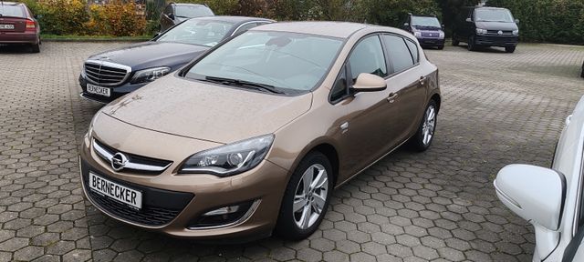 Opel Astra J Lim. 5-trg. Active