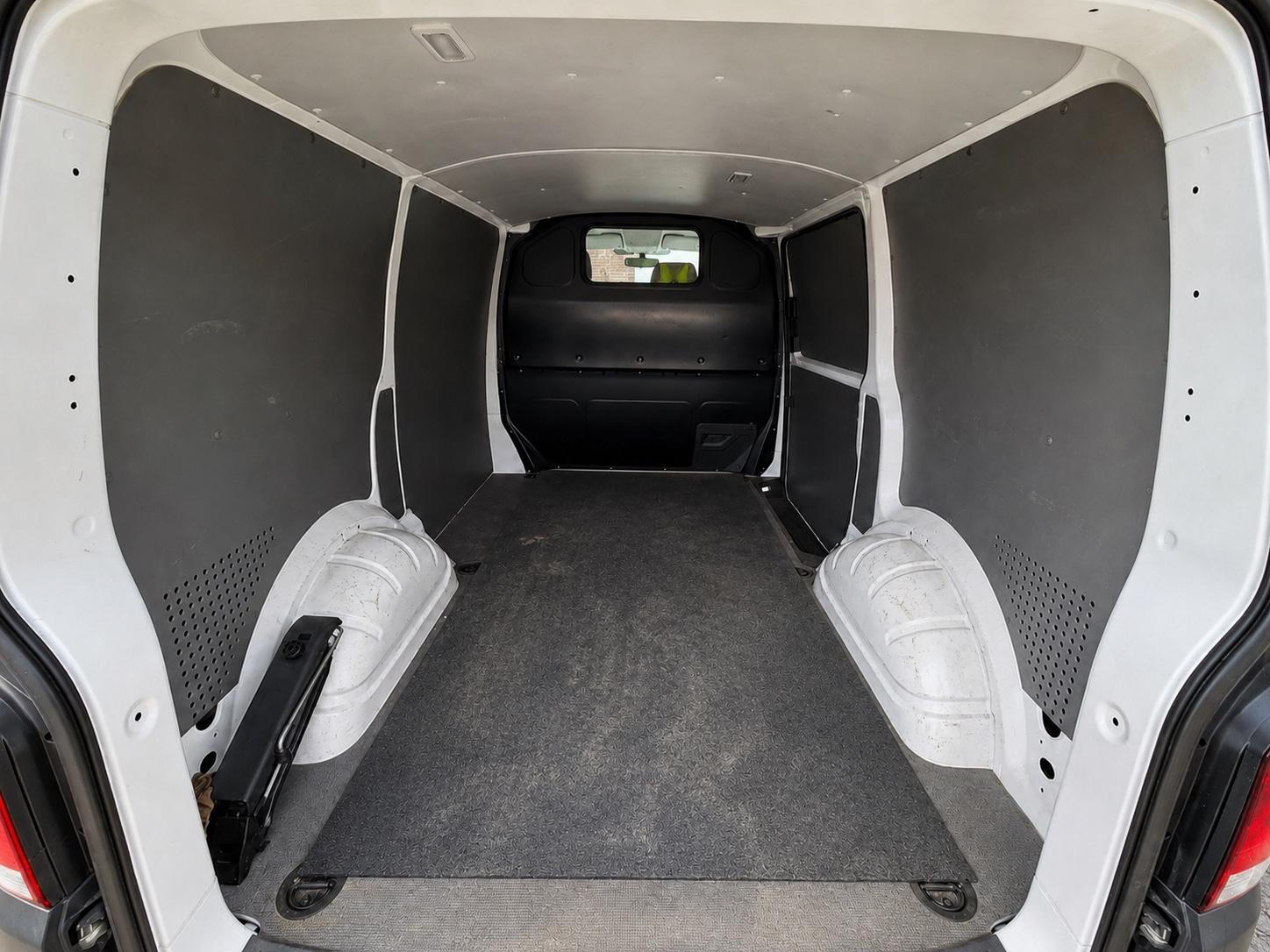 Volkswagen T6 Transporter 2.0 TDI 1.Hand Klima Sitzheizung
