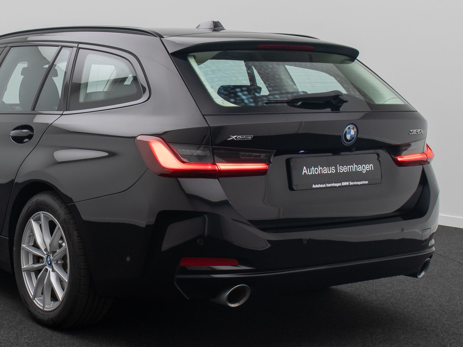 Fahrzeugabbildung BMW 320e xD SAG Kamera DAB Alarm DriveAs CockpitPlus