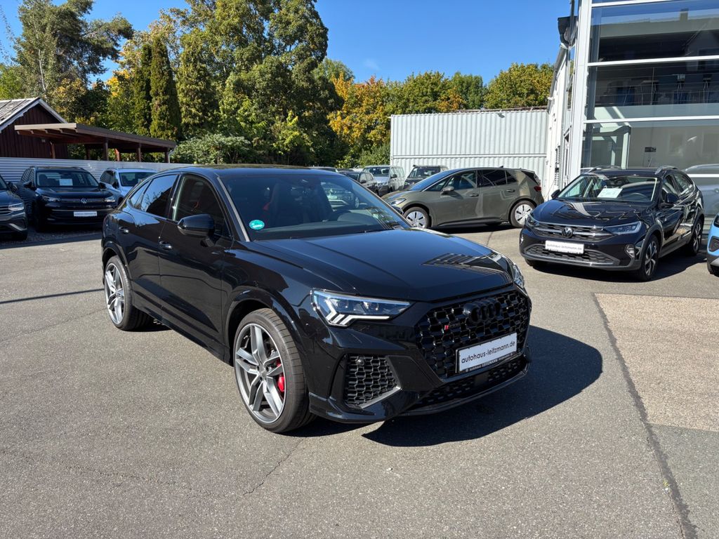 Image of Audi RSQ3