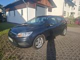 Ford Focus 1,4 Concept Concept - Ford Focus Concept mit Benzin-Antrieb