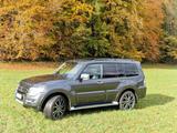 Mitsubishi Pajero 3,2 DI-D 4WD Final Edition Automatik ... - Mitsubishi Pajero: Final Edition