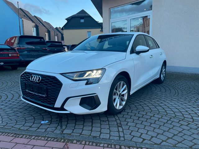 Audi A3 Sportback 30 TFSI  SHZ PDC