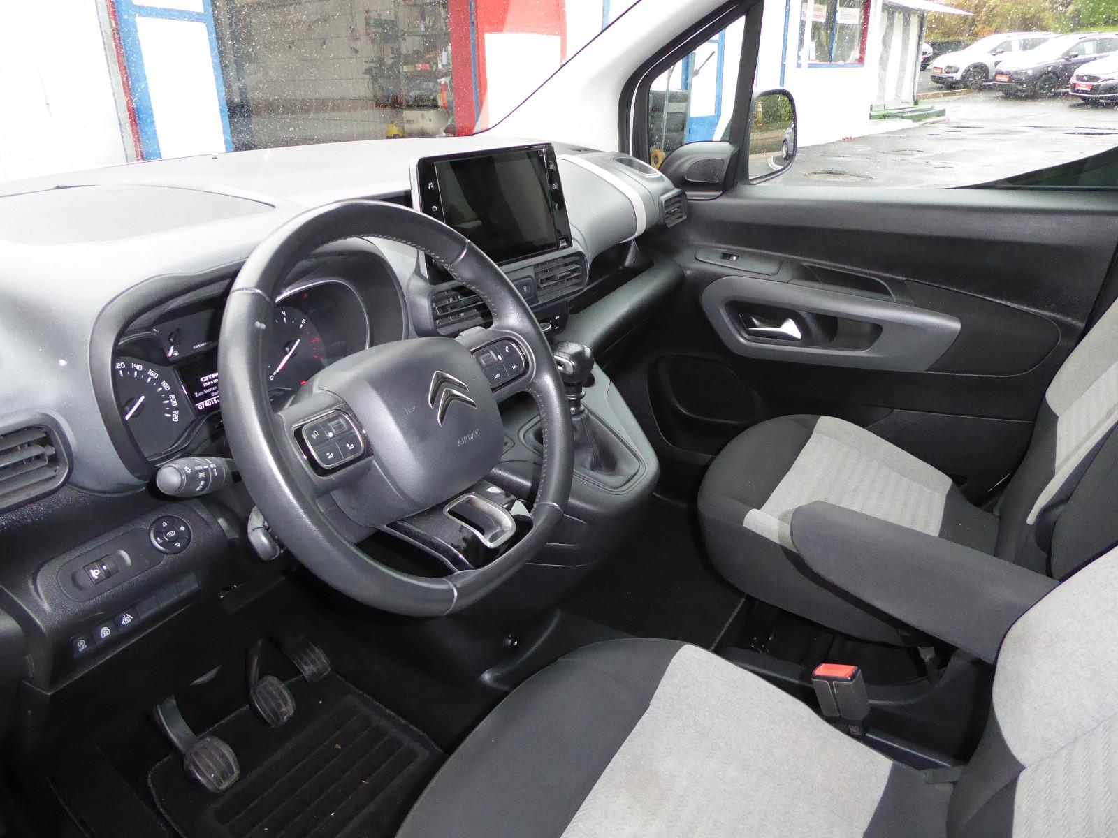 Citroën Berlingo Shine Blue HDI 131+Panorama+AHK