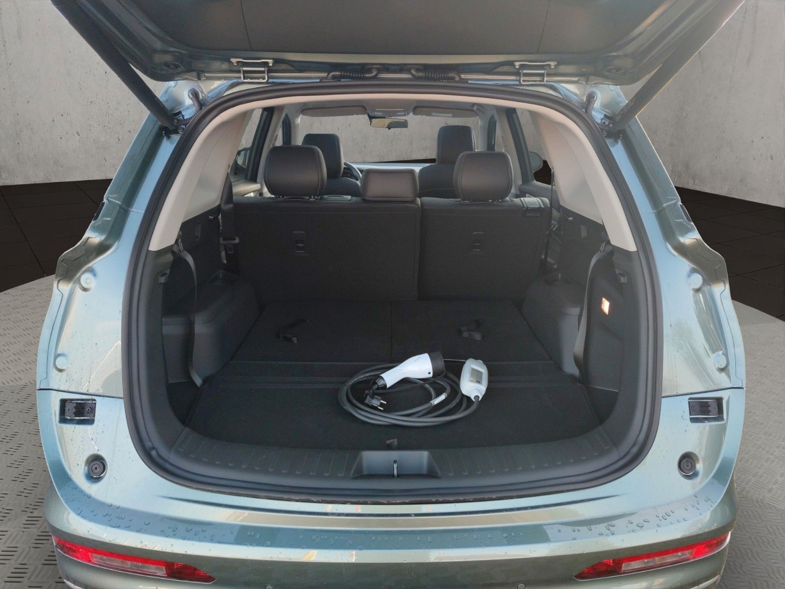 Fahrzeugabbildung DFSK Fengon E5 PHEY 7-Sitzer - 279PS