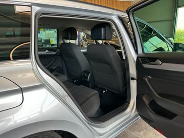 Volkswagen Passat *KEYLESS*ACC*AHK*NAV*3-ZONEN*LED*