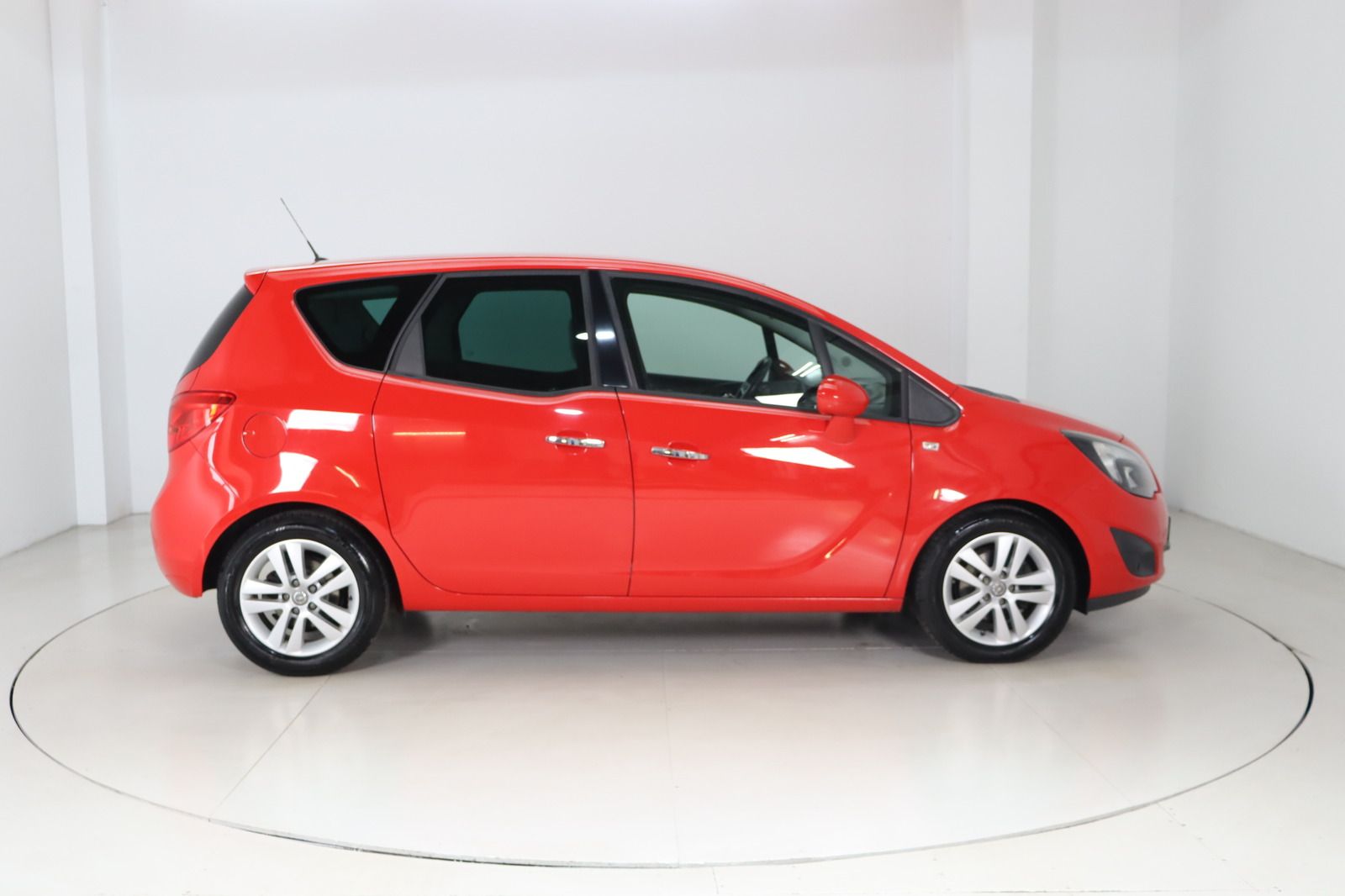 Fahrzeugabbildung Opel Meriva 1.3 CDTI Lenkradhzg. * PDC * Tempomat