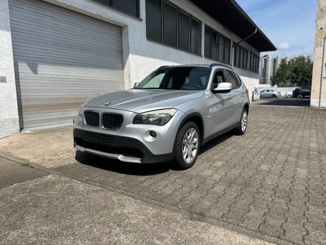 BMW X1 xDrive 18d Automatik Panoramadach Klimaautom.