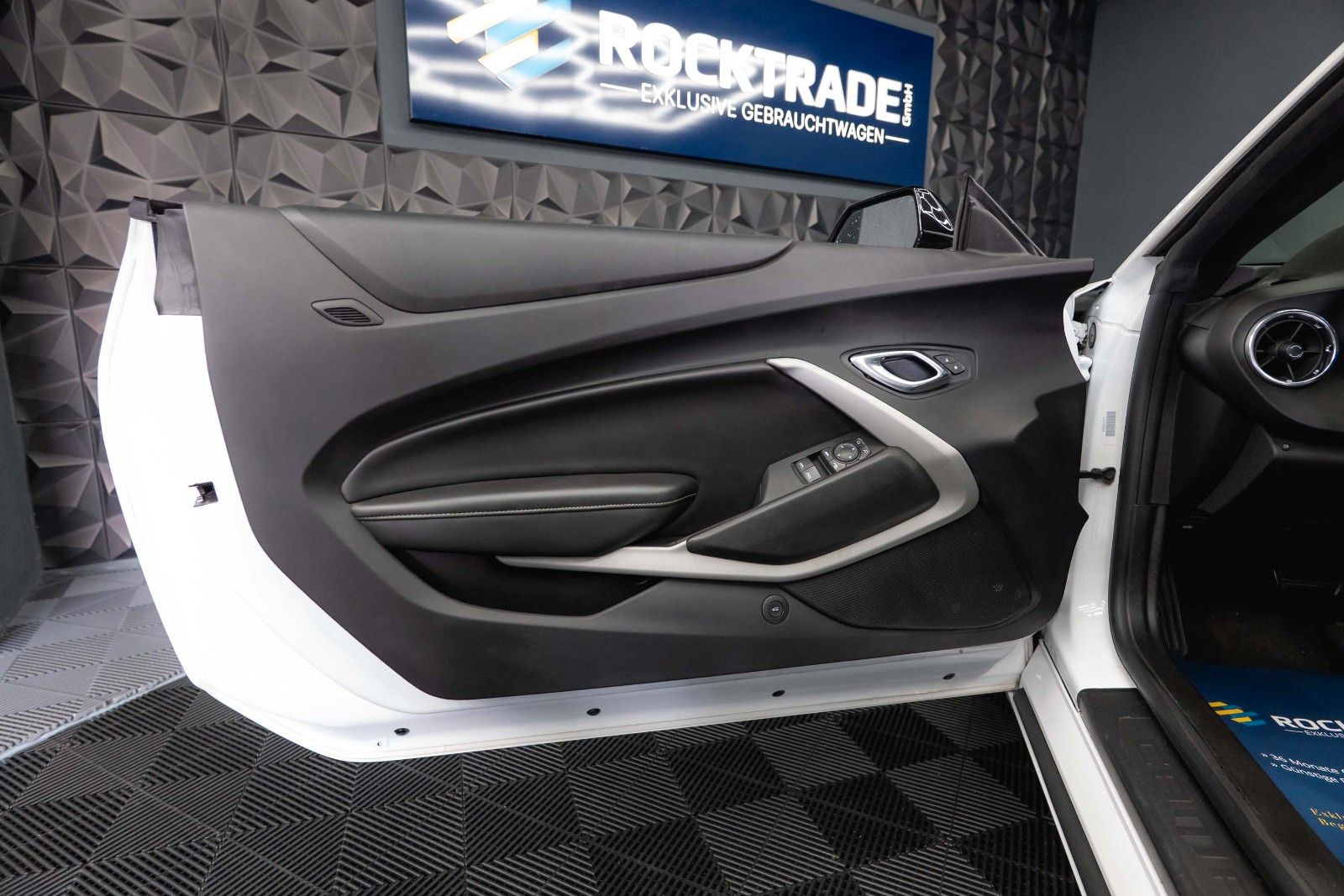 Fahrzeugabbildung Chevrolet Camaro 2.0 Turbo Cabrio ZL1 Package *CarPlay*LED