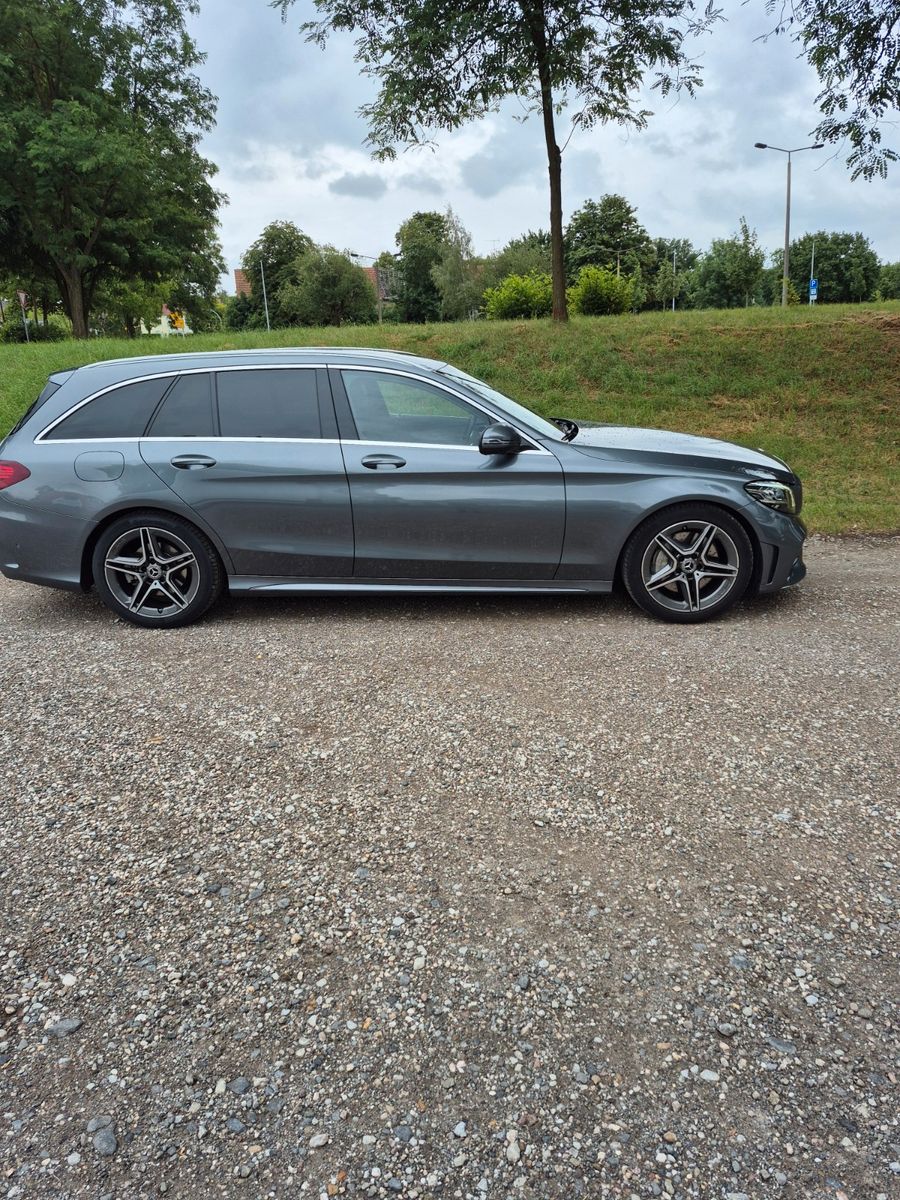 MERCEDES-BENZ C 300 T AMG FACELIFT