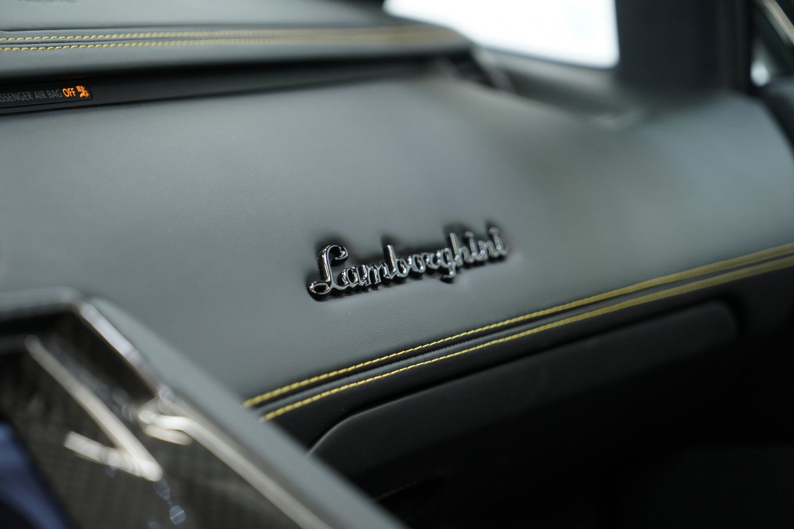 Lamborghini Aventador