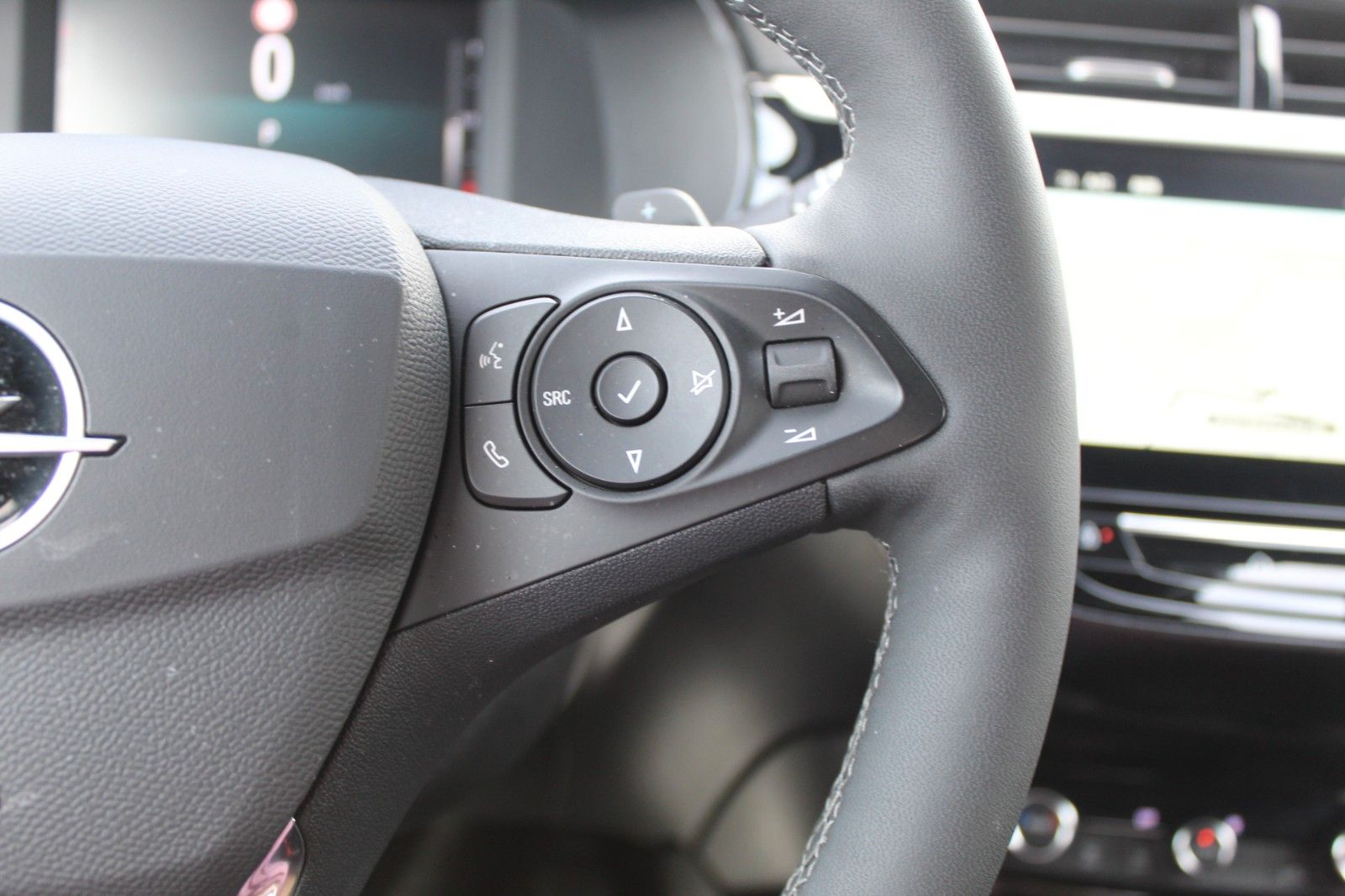 Fahrzeugabbildung Opel Corsa F GS Automatik*LED*NAVI*Keyless*SHZ*RFK