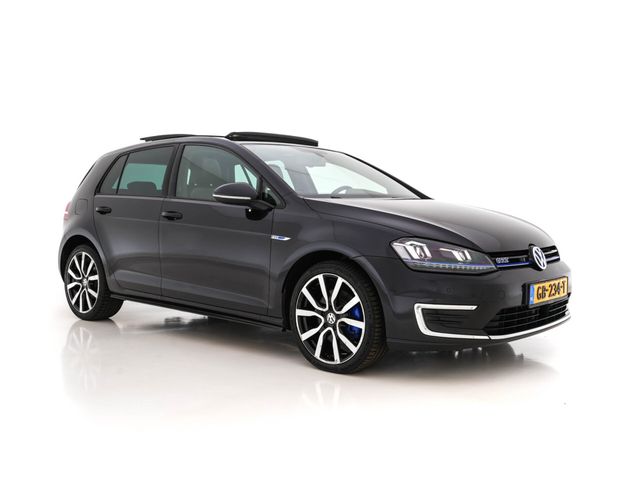 Volkswagen Golf 1.4 TSI GTE Executive-Plus-Pack Aut. *PANO