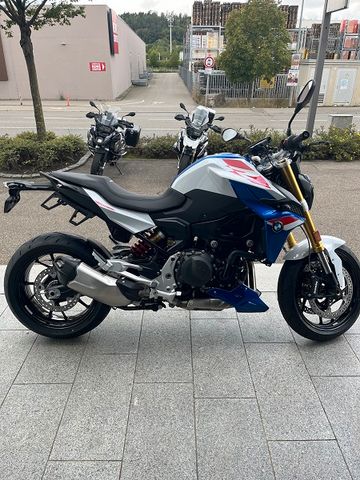 BMW F 900 R sofort Verfügbar Mit allen 4 Paketen uvm