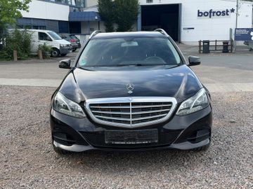 Mercedes E 220 - 4