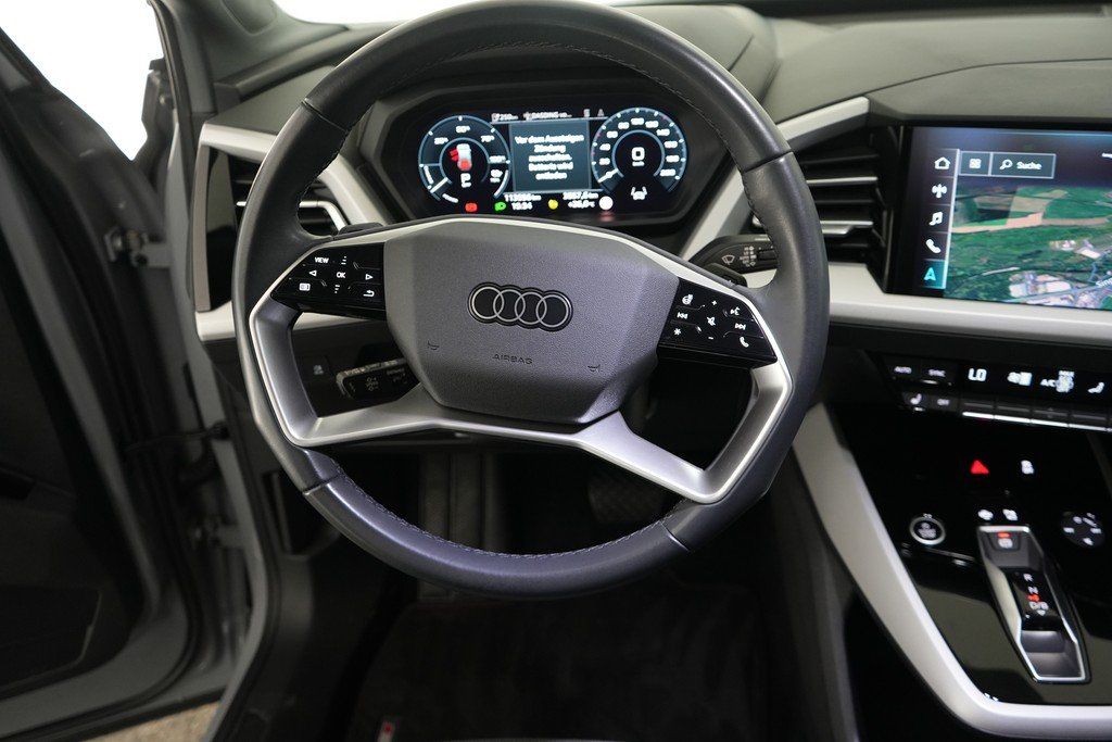 Audi Q4 40 e-tron Kamera MMI Navi pro foto 14