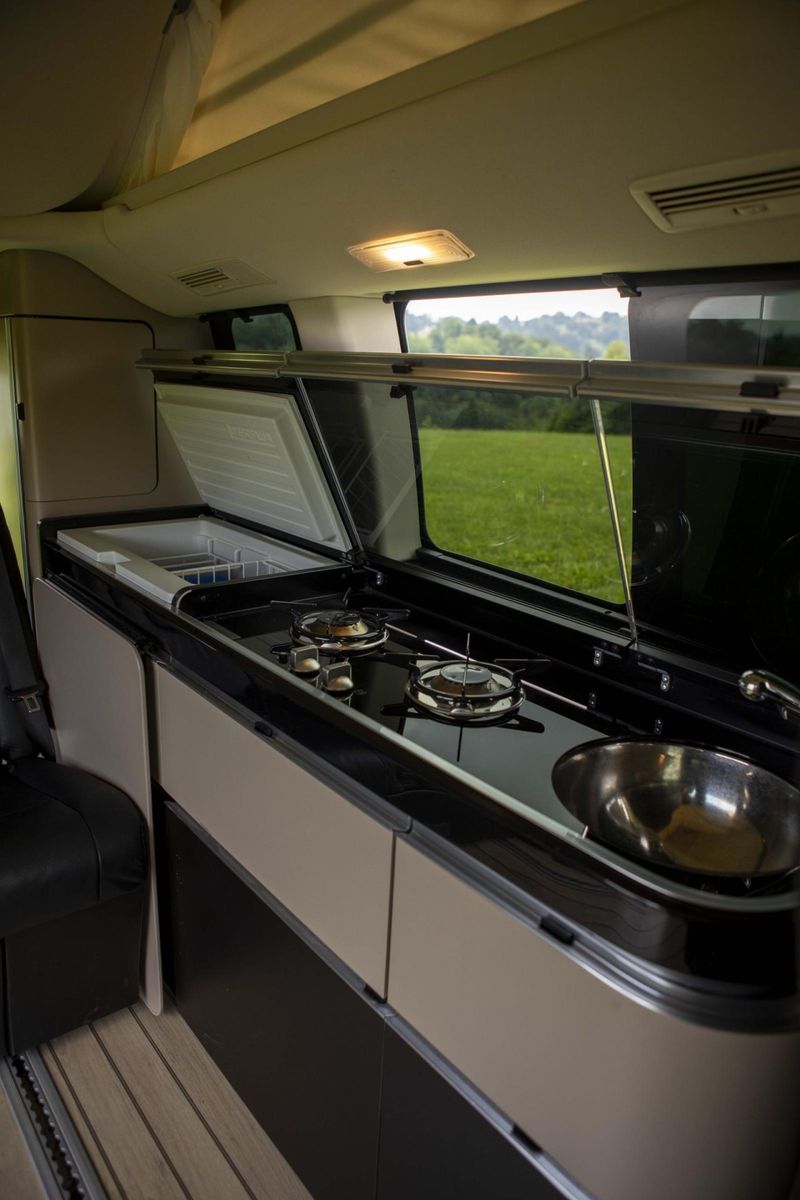 Fahrzeugabbildung Mercedes-Benz V -Klasse Vito Marco Polo 250 d 4MATIC
