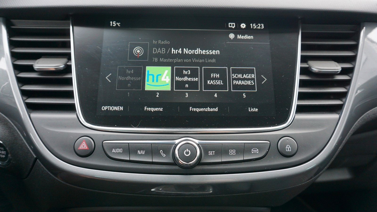Fahrzeugabbildung Opel Crossland (X) Ultimate, Head Up, Navi, Leder
