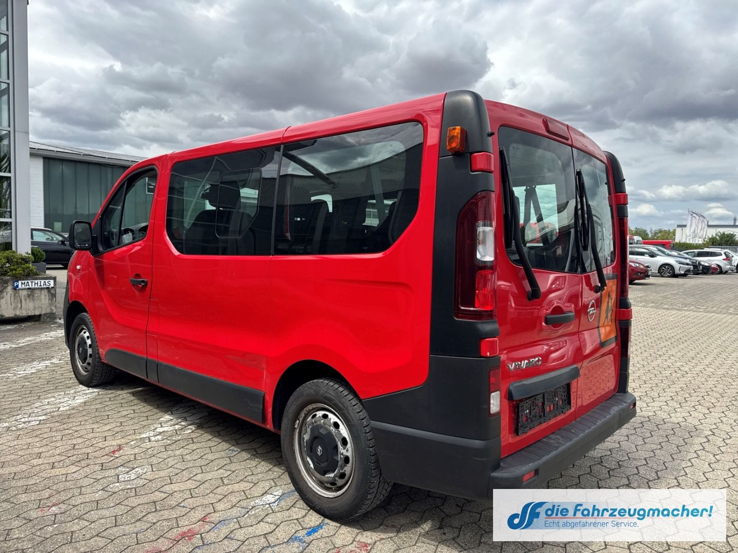 Fahrzeugabbildung Opel Vivaro B Kombi Combi 9Si. L1H1 2,7t *7152 *EXPOR