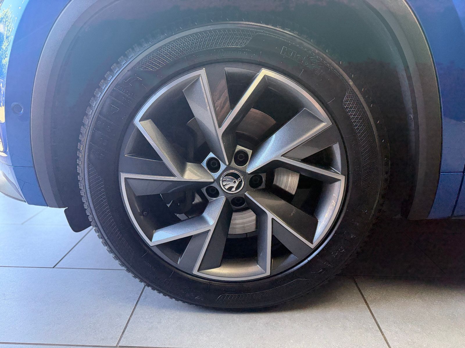 Fahrzeugabbildung SKODA Kodiaq Sportline 4x4|CANTON|360°|AHK