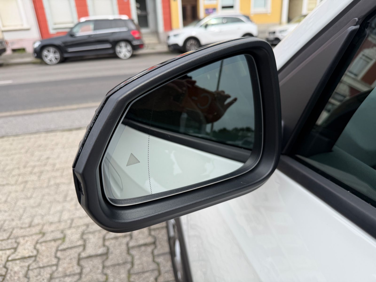 Fahrzeugabbildung BMW X1 23 d xDrive PANO TOTWINKEL KAMERA LEDER LED