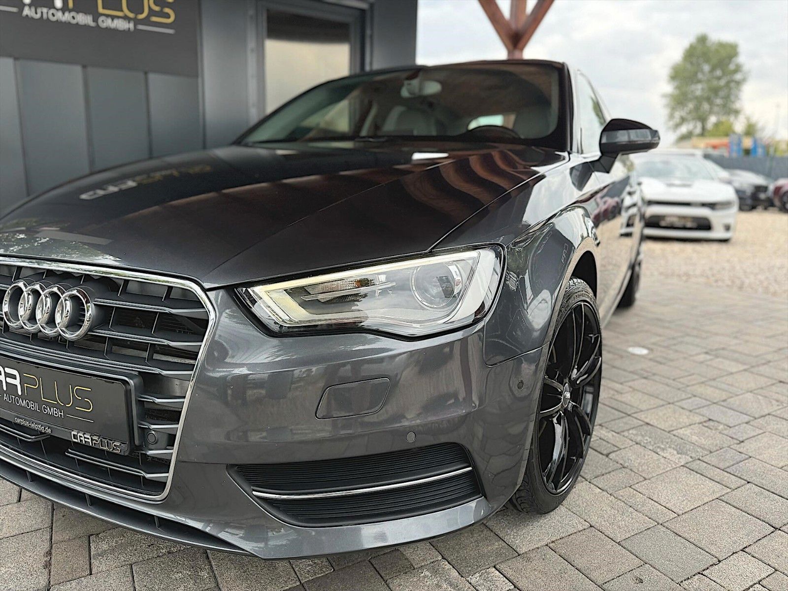 Fahrzeugabbildung Audi A3 Sportback 1.8TFSI ambiente quattro *LED*NAVI*