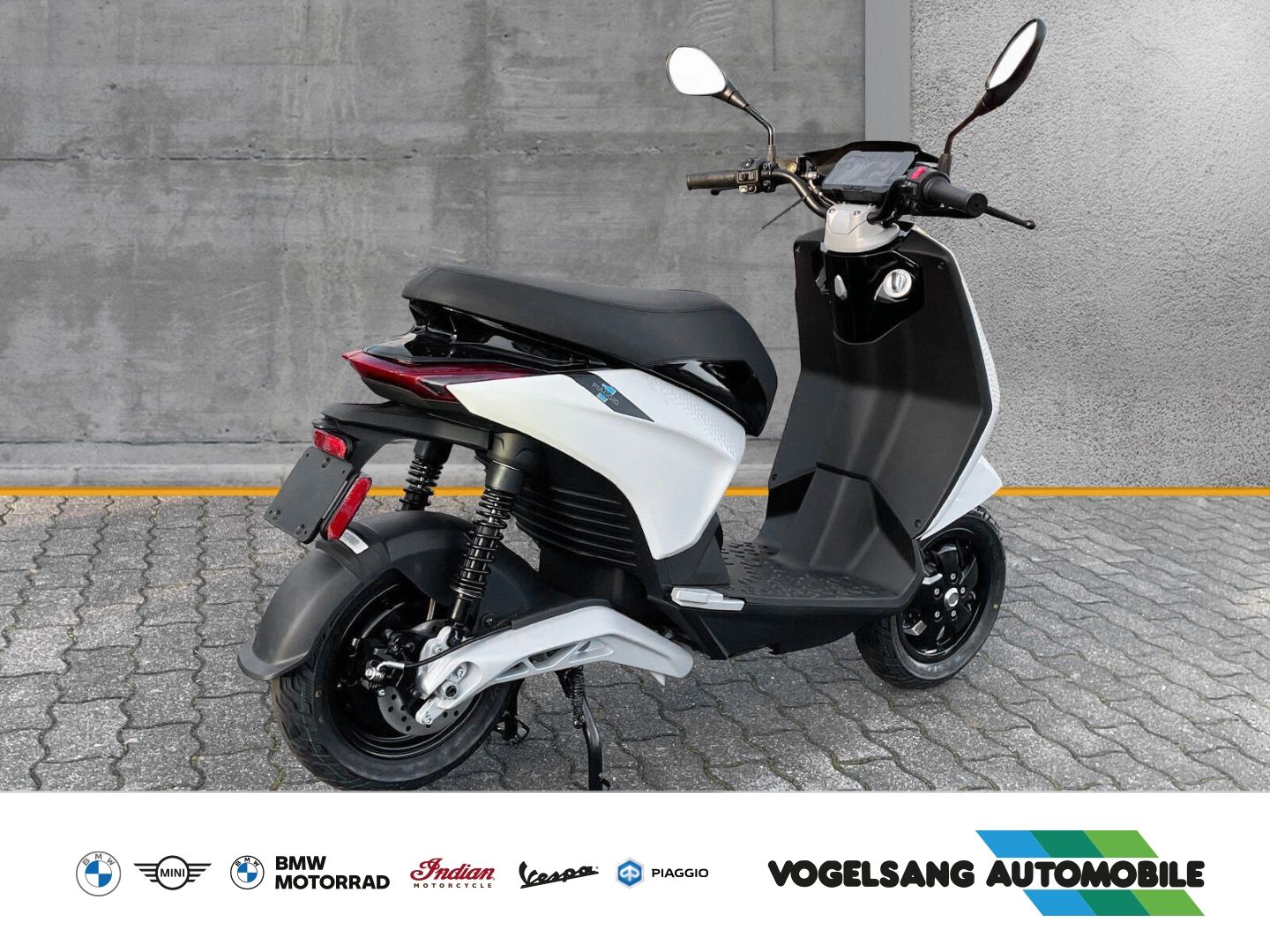 Fahrzeugabbildung Piaggio 1 Modell 2022, LCD-Display, Keyless Ride, Voll-L