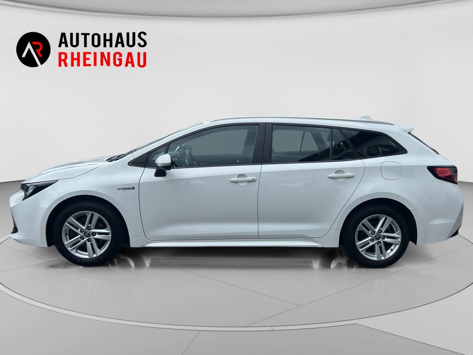 Fahrzeugabbildung Toyota Corolla 2.0 Hybrid Business Edition ACC NAVI RFK