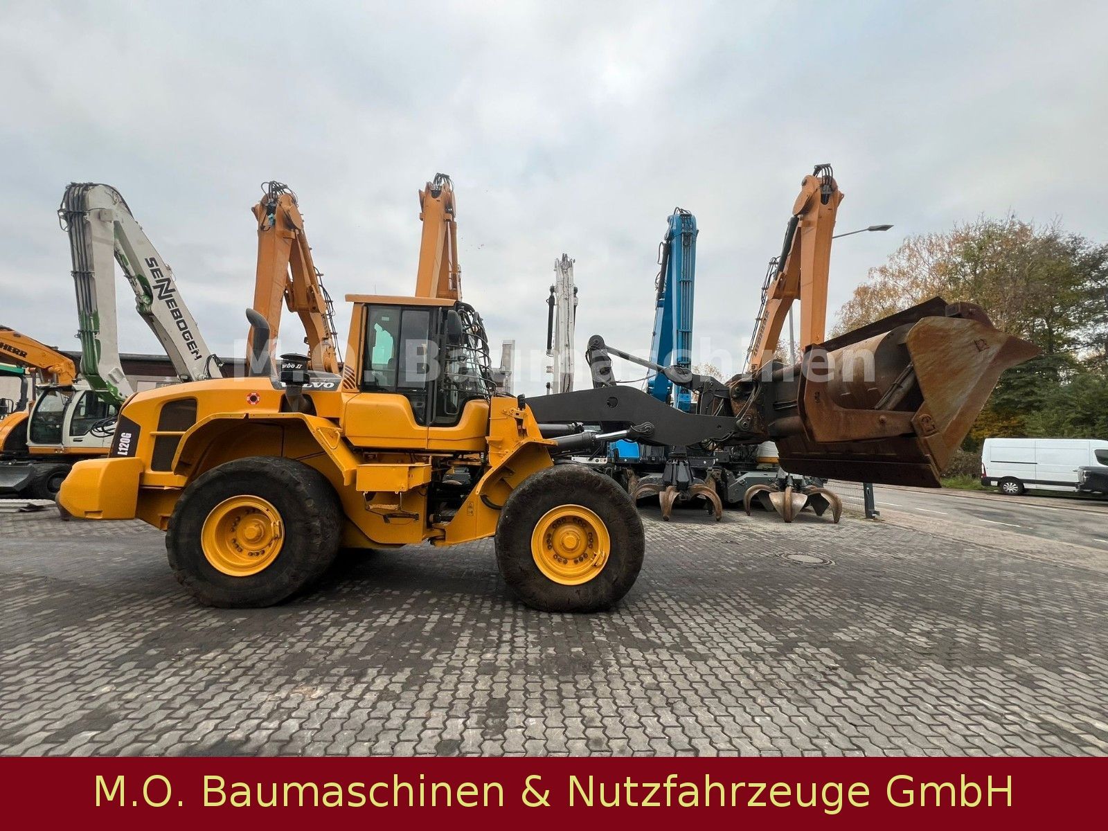 Fahrzeugabbildung Volvo L 120 G /BSS/Hochkippschaufel/Waage /AC / ZSA