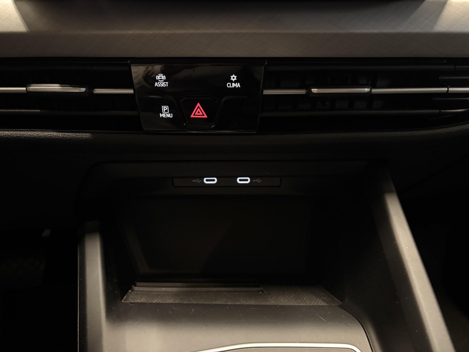 Volkswagen Golf Variant 1.5eTSI DSG Life Winterpaket PDC, миниатюра 15