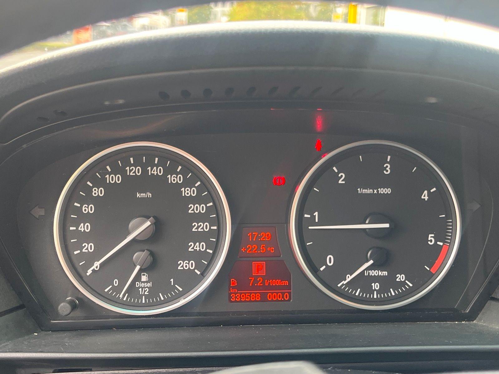 BMW 520 2009 — photo 7