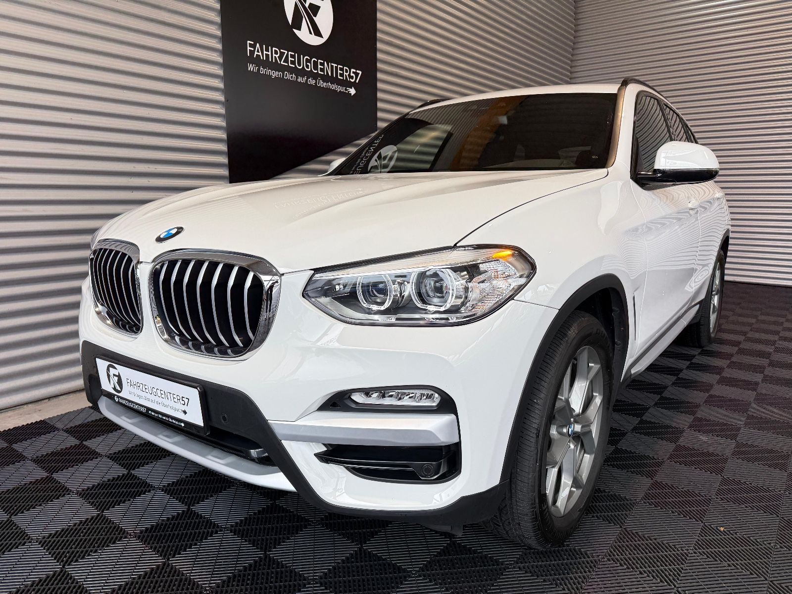 BMW X3 sDrive30i xLine/RFK/CARPLAY/LED/NAVI foto 2