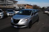 Lancia LANCIA YPSILON 1.2 69 CV OK NEOPATENTATI - silberne Lancia Ypsilon