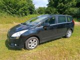 Peugeot 5008 1.6 Benzin, Panorama,AHK 2010... - Peugeot aus 2010: Geländewagen