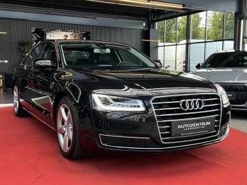 Audi A8 - 4