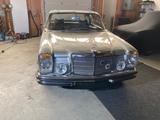 Mercedes-Benz Mercedes Benz 250C W114 /8 Coupe Oldtimer - Mercedes-Benz 250 mit Benzin-Antrieb: Coupé, 8 Coup