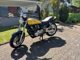 Kawasaki Zephyr 750 im Z900 / Z1 Stil 