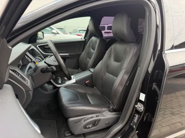 Volvo XC60 - 11