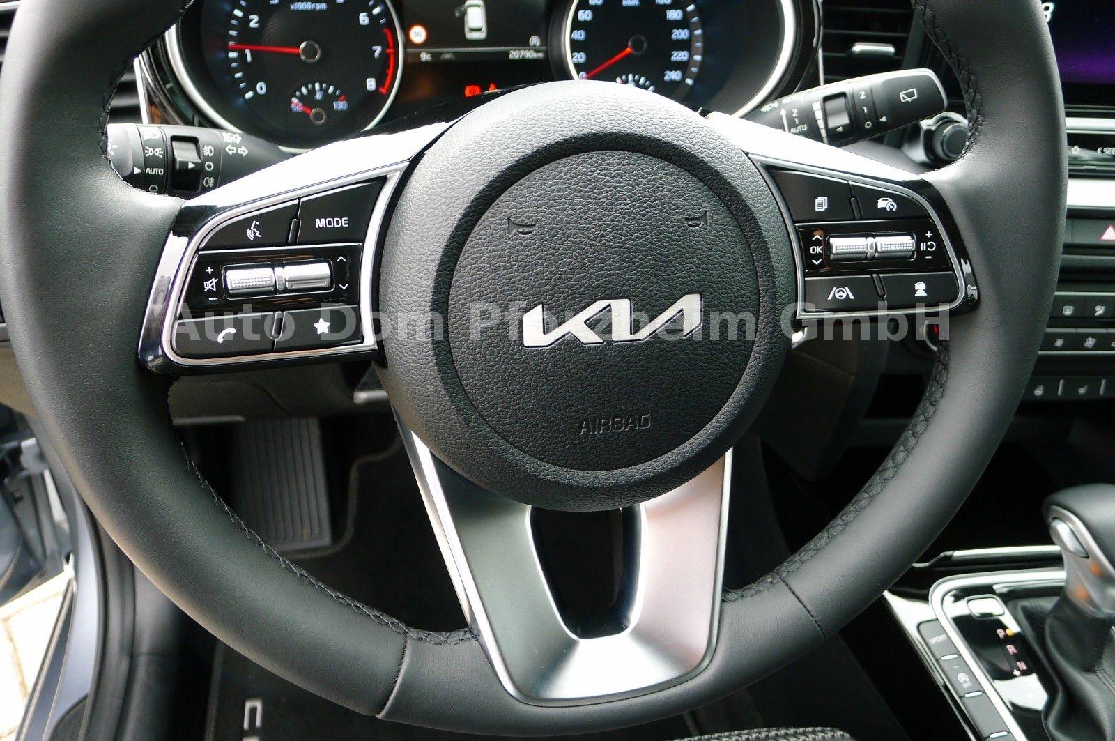 Kia Ceed SW 1.5T DCT Vision / Komfort+