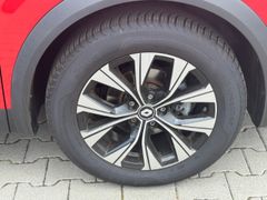 Fahrzeugabbildung Captur II Techno TCe 140 WinterPaket+Allwetterr+