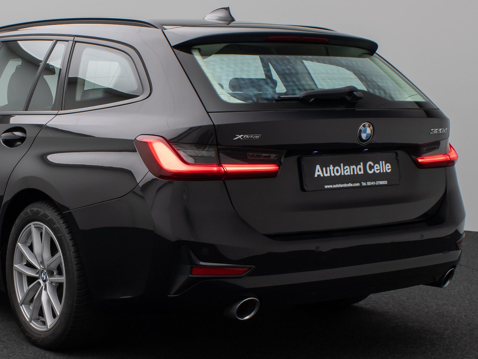 Fahrzeugabbildung BMW 320d xD HiFi Alarm DAB LED PDC Sportsitz Leder